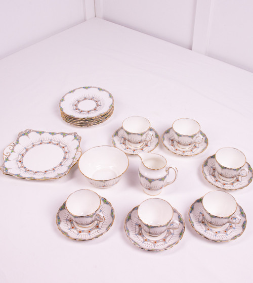 Service à thé à pois colorés (21 pièces)