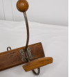 Porte-manteau avec crochets en bois et en métal