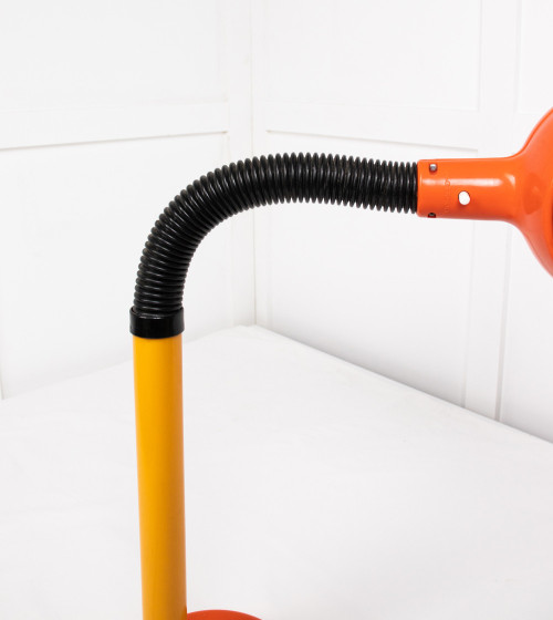Lampara naranja flexible, modelo COBRA