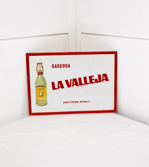 Letrero metálico LA VALLEJA