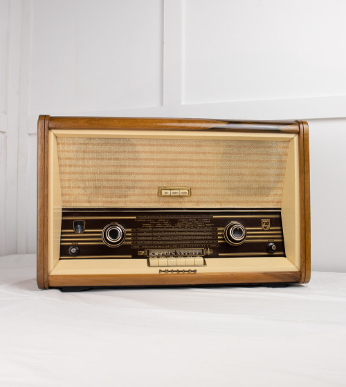 Radio PHILIPS, modèle Iberica B6E83A