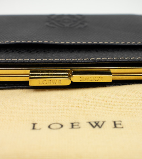 Moneder  LOEWE de cuir negre amb capsa