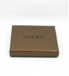 Monedero LOEWE de cuero negro con caja