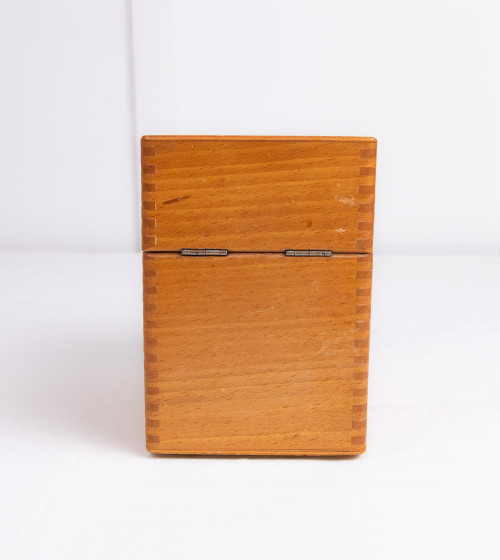 Caisse en bois avec séparateurs