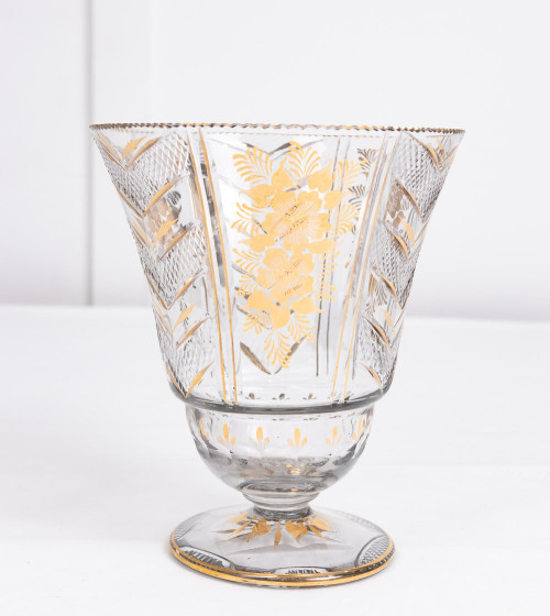 Vase en verre doré