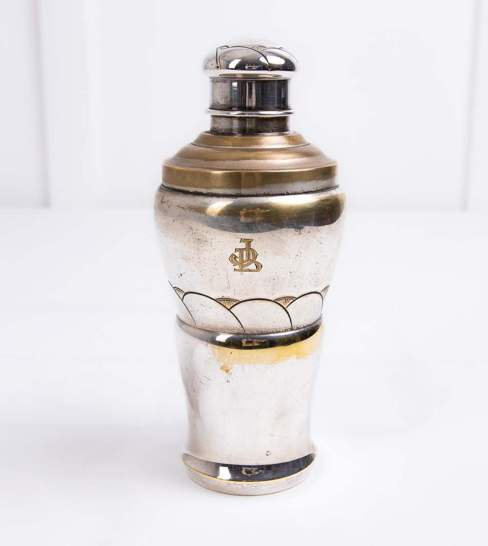 Coctelera metal plateado