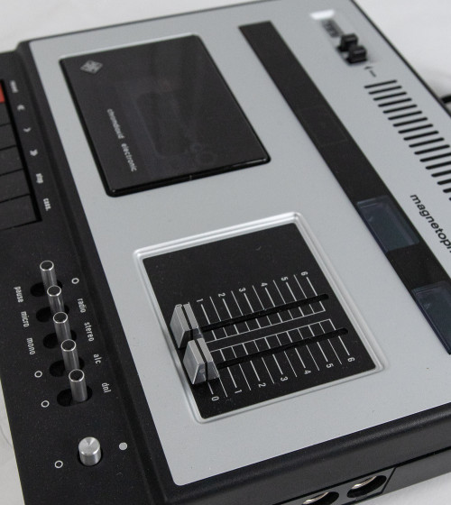Gravadora de casset Hi-Fi TELEFUNKEN MC2100