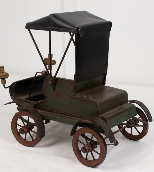 Coche de madera años 1930